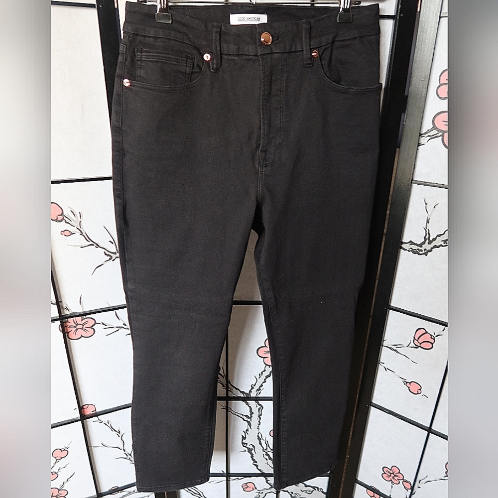 Good American Good Waist Crop Black Jeans Size 12/31